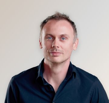 Milan Padych  VIG Re